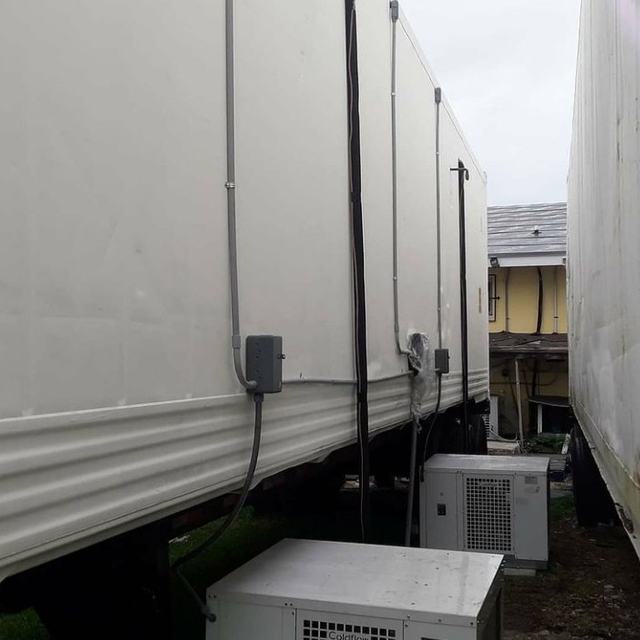 Refrigerated trailers with condensing units